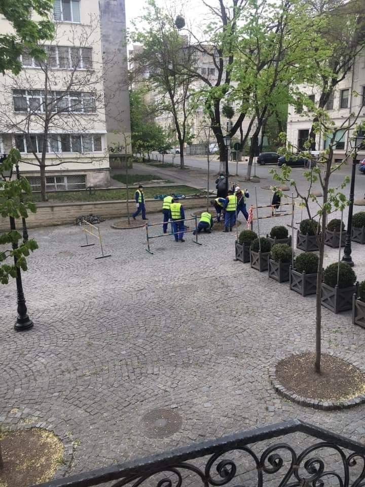 Pietonala din centrul Capitalei, condamnată să fie săpată (FOTO)