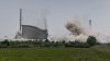 Implozie spectaculoasă în Germania. Două turnuri ale unei foste centrale nucleare, demolate