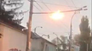 IMAGINI INCREDIBILE din centrul Capitalei. Momentul în care liniile de troleibuz sunt cuprinse de flăcări (VIDEO)