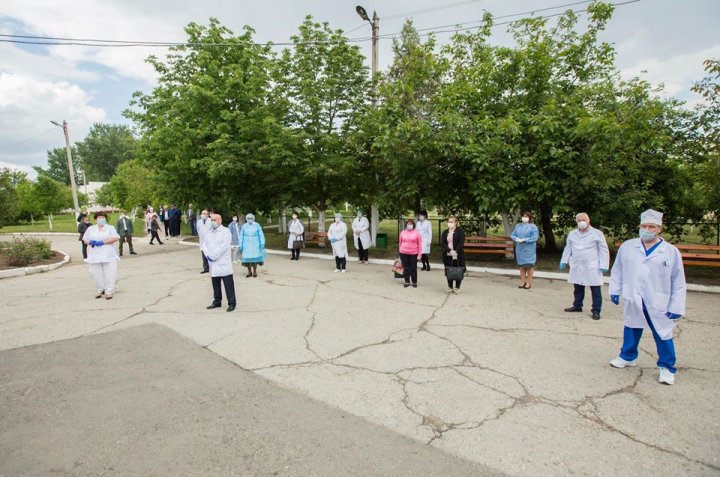 50 de angajaţi ai unei farbrici de lactate din Cahul riscă să rămână fără lucru 