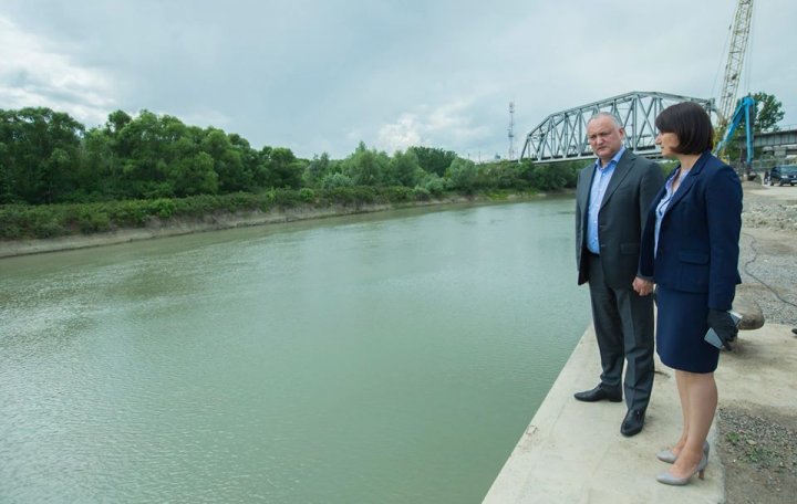 50 de angajaţi ai unei farbrici de lactate din Cahul riscă să rămână fără lucru 