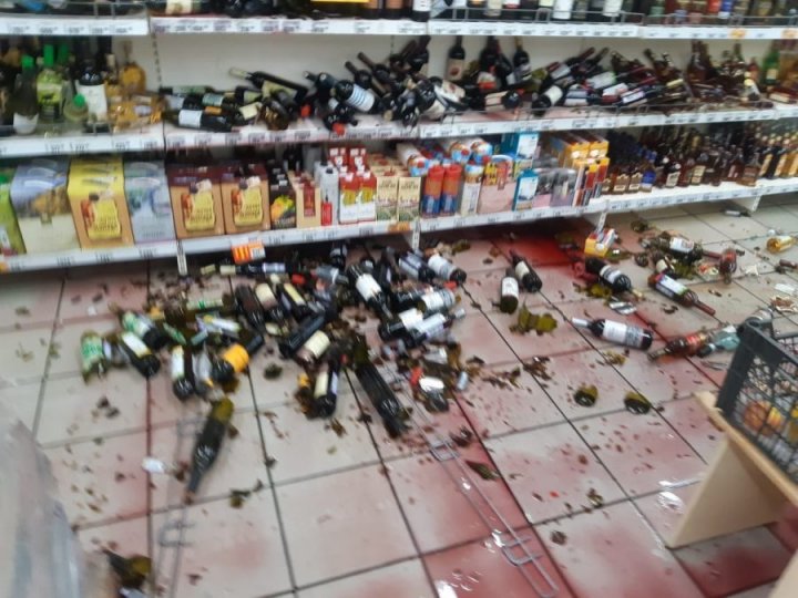 Un supermarket din Rusia, distrus de un angajat care a aflat că va fi concediat în plină carantină (FOTO/VIDEO)