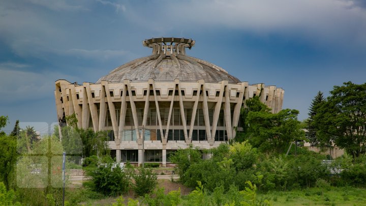 Circul din Chișinău, o bijuterie distrusă de "circari" (FOTO / VIDEO)