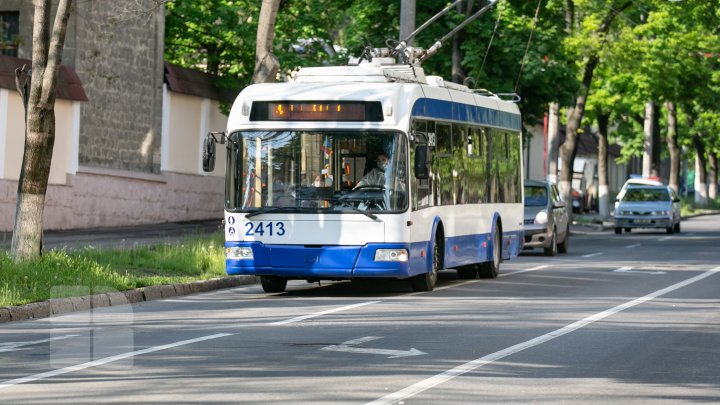 Transportul public activează în regim normal, dar sunt anumite REGULI. Ce trebuie să știe pasagerii (FOTOREPORT)