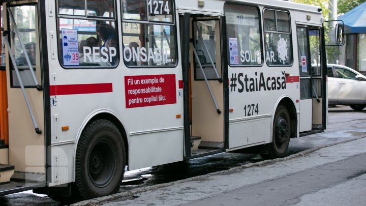 Transportul public activează în regim normal, dar sunt anumite REGULI. Ce trebuie să știe pasagerii (FOTOREPORT)