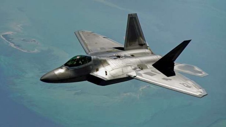 SUA: Un avion supersonic F-22 Raptor s-a prăbuşit în Florida