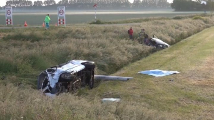 Accident grav în Olanda: Doi români au murit, iar alţi șapte au fost răniţi