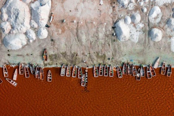 Cum arată cele mai grele și mai prost plătite munci din lume și cei care le fac