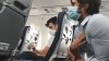 Scandal într-un avion, între un medic şi un pasager care a refuzat să poarte mască de protecție (VIDEO)