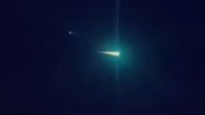 SPECTACULOS! Momentul în care un meteorit verde străbate cerul deasupra Australiei (VIDEO)