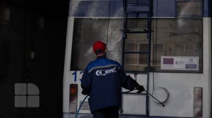 Transportul public s-ar putea scumpi. Primăria Chişinău propune noi tarife pentru o călătorie 