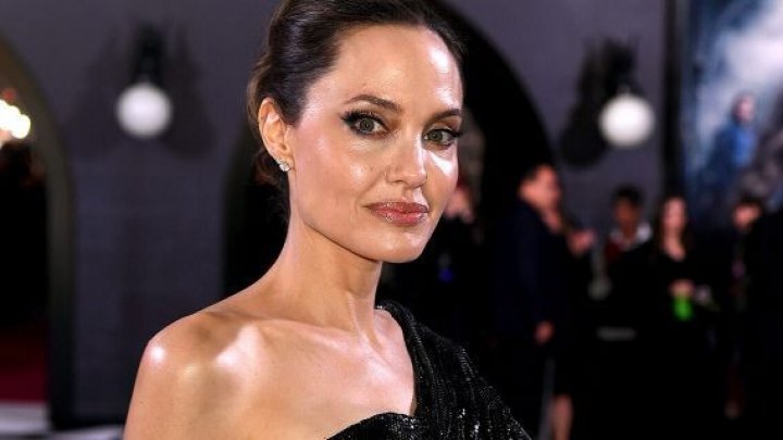 Celebra actriță de la Hollywood, Angelina Jolie, împlinește 45 de ani
