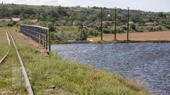 Digurile de protecţie ridicate în raioanele Cantemir şi Cahul i-au scăpat pe oameni de inundaţii. Situaţia din localităţi (FOTOREPORT)