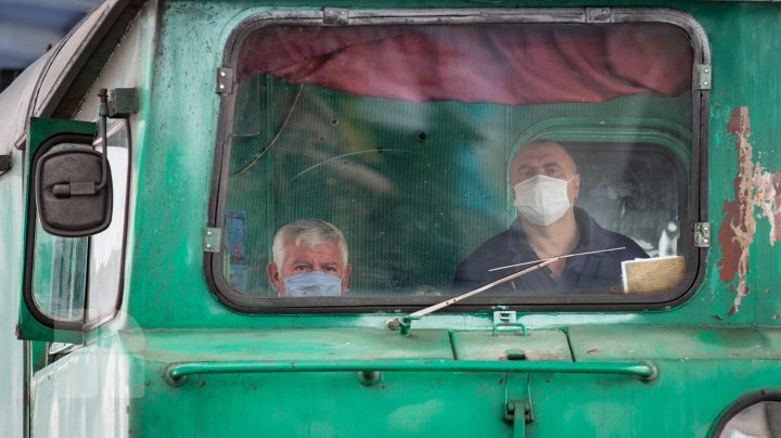 Cele 12 locomotive noi, pe care Republica Moldova le-a cumpărat acum 2 ani, au ajuns pe peronul Gării Feroviare din Chișinău (FOTOREPORT)