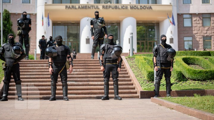 Protestul veteranilor soldat cu dosare. IGP a pornit două procese penale (FILMUL EVENIMENTELOR de IERI)