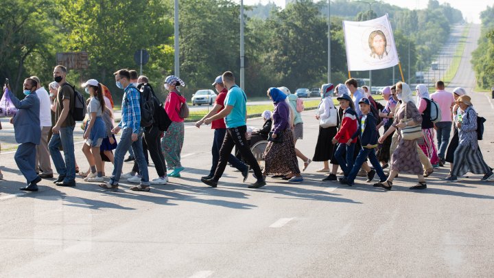 Drumul crucii pe timp de pandemie, iulie 2020 (FOTOREPORT)