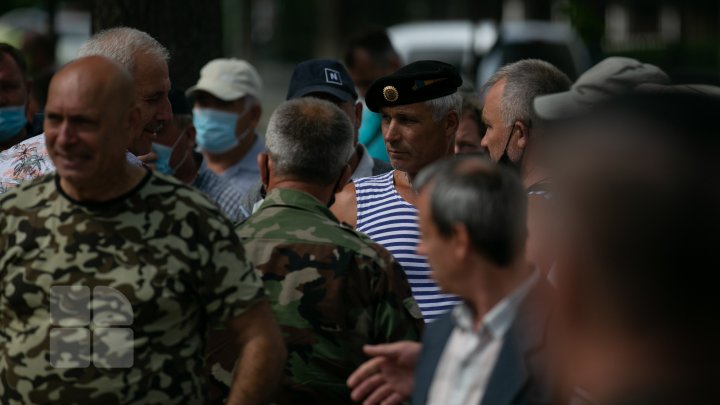 Protest la Parlament (FOTOREPORT)