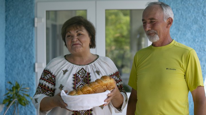 "Marea din Moldova", luată cu asalt de moldoveni. Peisaje din nordul ţării, care te duc cu gândul într-o altă lume (FOTOREPORT) 