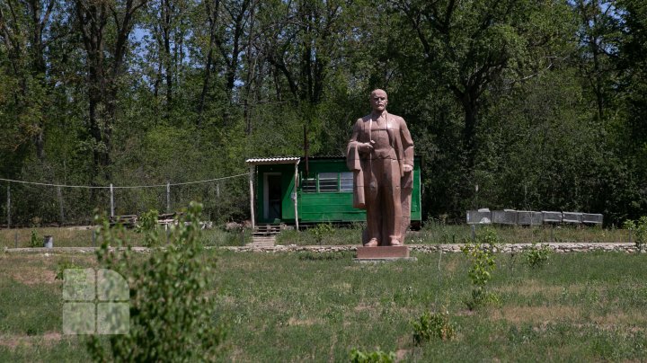 Gagarin, Dzerjinschi şi Stalin şi-au dat întâlnire într-un muzeu în aer liber într-o suburbie a Chişinăului