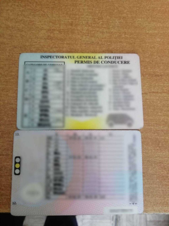 Alte trei permise de conducere falsificate, depistate la frontiera moldo-română