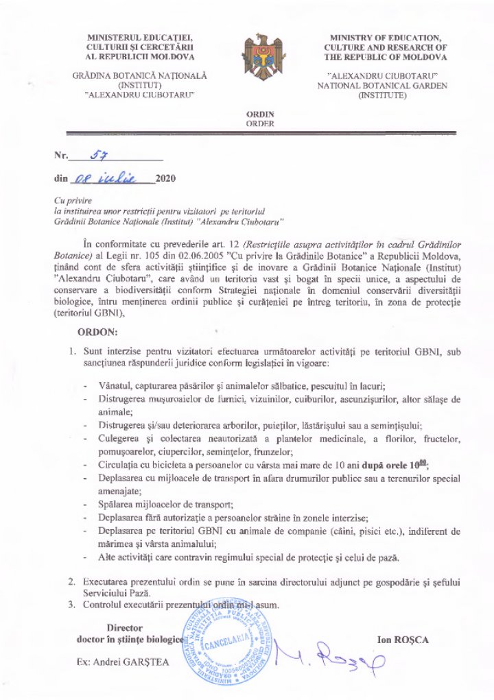 Fără animale de companie la Grădina Botanică. Vezi ce restricţii noi au mai fost impuse de administraţie (DOC)