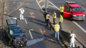 Posibil atac terorist la Berlin. Un bărbat a intrat cu mașina în mai multe vehicule în plin trafic. Sunt răniți