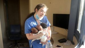 Trei bebeluși nou-născuți, salvați din calea exploziei din Beirut! Asistenta a ieșit cu ei în brațe