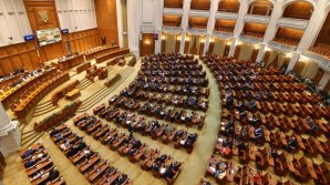 România: Şedinţa Parlamentului pentru dezbaterea moţiunii de cenzură nu s-a putut desfăşura din lipsa cvorumului
