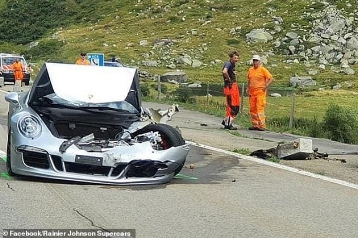 ”Cel mai scump accident al anului”! Un Bugatti Chiron și un Porsche 911 s-au ciocnit pe o șosea din Alpii Elvețieni (FOTO/VIDEO)