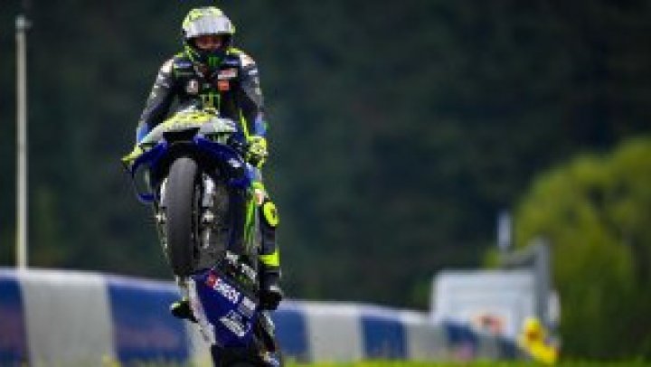 Accidente horror în MotoGP. Valentino Rossi a fost la un pas să fie grav rănit