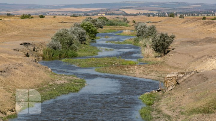 Codul portocaliu de secetă hidrologică în imagini (FOTOREPORT)