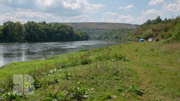 Peisaje de poveste în cel mai nordic punct al țării. Naslavcea, în luna august (FOTOREPORT)