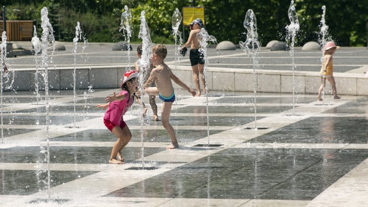 19 august – Ziua Internațională a Fotografiei. Fotografiile realizate de Publika.MD în 2020