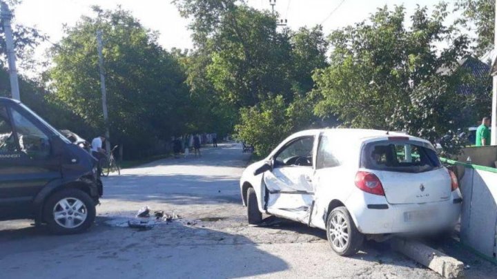 ACCIDENT cu implicarea unui tânăr din Ucraina la Briceni. Un alt șofer a ajuns la spital (FOTO)