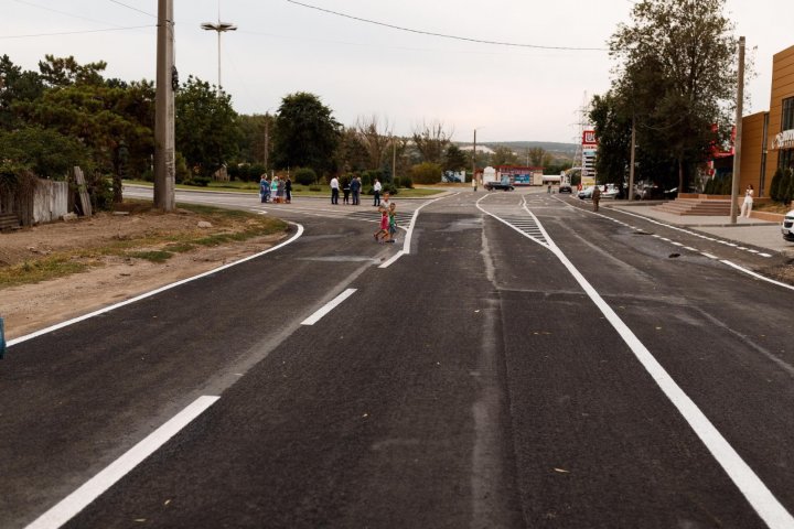 Strada Sadoveanu din Orhei, una din străzile principale a oraşului, a fost renovată capital