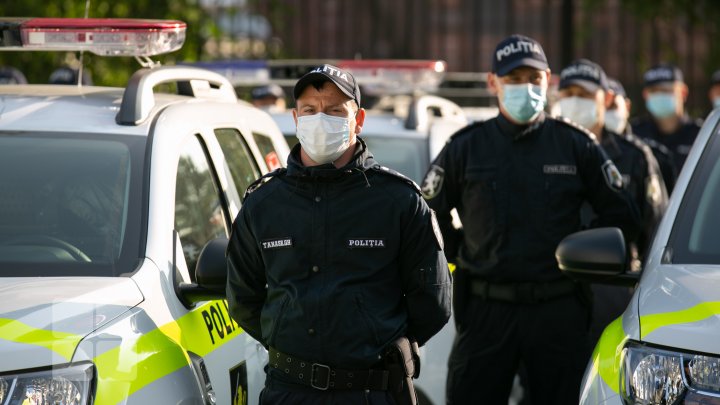 Poliţia s-a "înnoit" cu 52 de automobile noi, dotate cu sisteme inovative de monitorizare (FOTOREPORT)