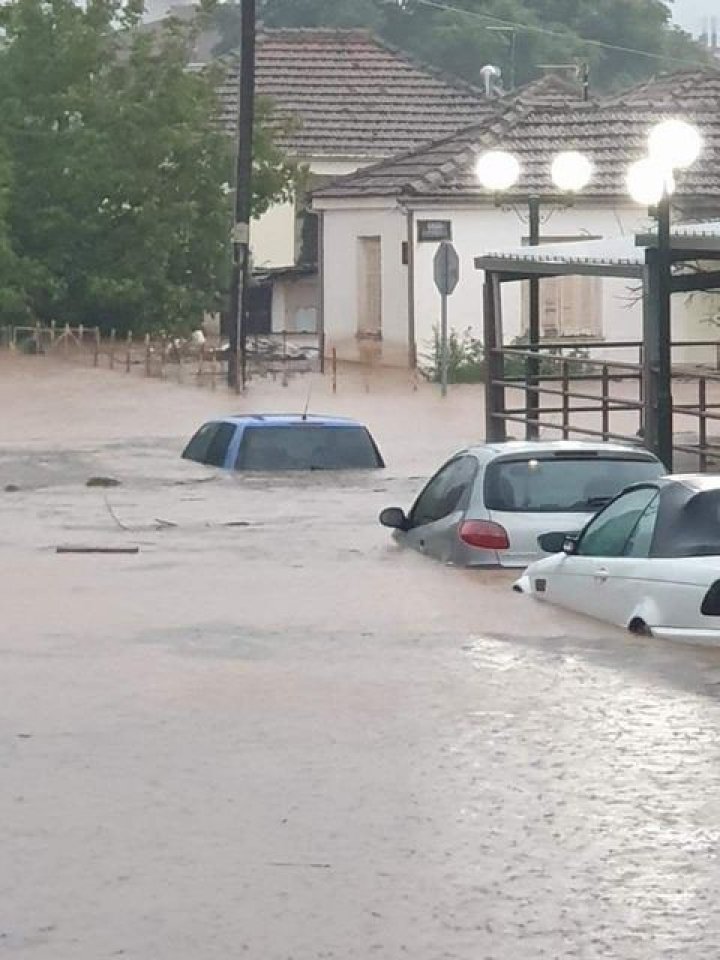 Grecia, lovită de un dezastru natural de proporții. Localnicii spun că nu au mai vazut așa ceva (IMAGINI DE COȘMAR)