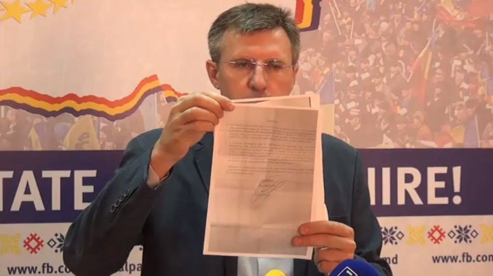 Dorin Chirtoacă ar fi fost acționat în judecată de către Igor Dodon (DOC)