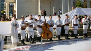 Pregătirile pentru HRAMUL ORAŞULUI,  sunt în toi. Se anunță veselie și voie bună. Iată care este programul, dar și surprizele