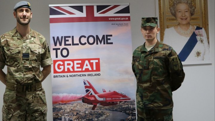 Un tânăr militar al Armatei Naționale, admis la Colegiul Forțelor Aeriene Regale Britanice Cranwell