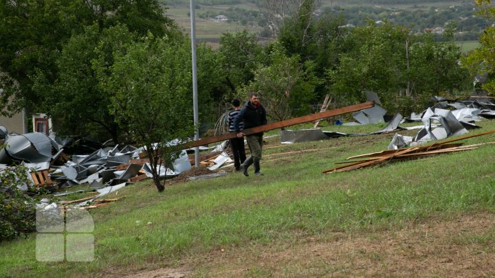 DEZASTRU în comuna Boşcana, după ploaie. Pagubele se ridică la aproximativ jumătate de milion de lei (FOTO)