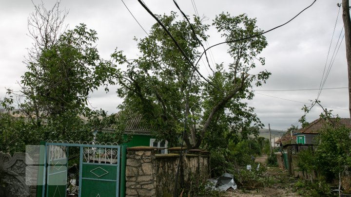 DEZASTRU în comuna Boşcana, după ploaie. Pagubele se ridică la aproximativ jumătate de milion de lei (FOTO)