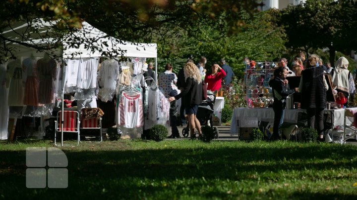 Hramul Oraşului pe timp de pandemie de coronavirus: liturghie, expoziţii, târguri şi concerte (FOTOREPORT)