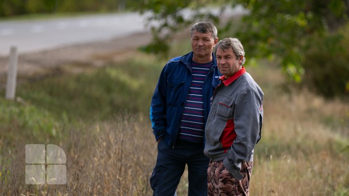 Agricultorii, din nou la protest. Fermierii din 14 raioane ale țării au scos în stradă tehnica agricolă (FOTOREPORT)