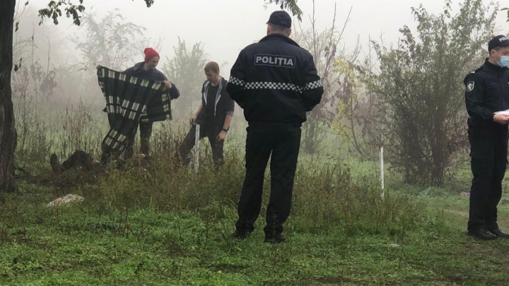 (VIDEO) Imagini din parcul unde a fost găsit spânzurat bărbatul de 34 de ani