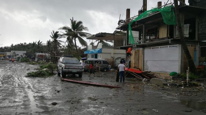 Circa 9.000 de persoane din Filipine, nevoite să îşi părăsească casele din cauza taifunului Molave