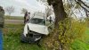 ACCIDENT GRAV în raionul Sîngerei. Un șofer a ajuns cu mașina într-un copac (VIDEO/FOTO)