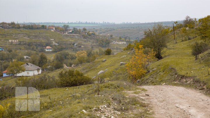 Viziunea peisajistică și mostre de arhitectură vernaculară s. Rogojeni (FOTOREPORT)