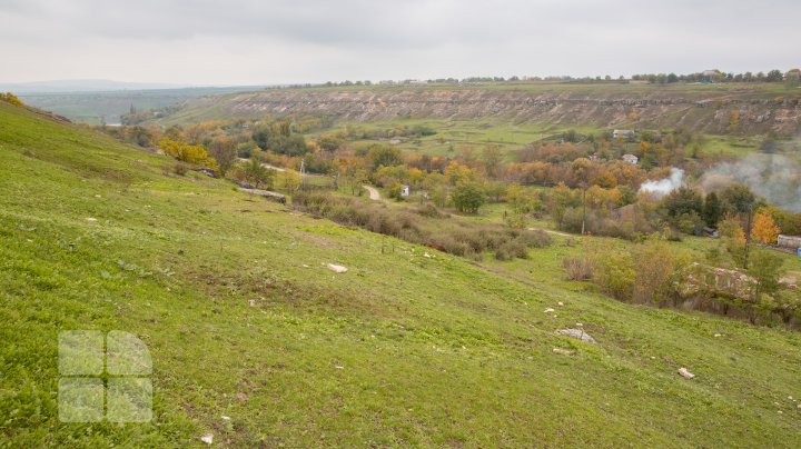 Viziunea peisajistică și mostre de arhitectură vernaculară s. Rogojeni (FOTOREPORT)