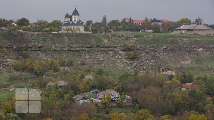 Viziunea peisajistică și mostre de arhitectură vernaculară s. Rogojeni (FOTOREPORT)